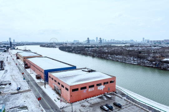 扬州七河八岛乐动工场雪景