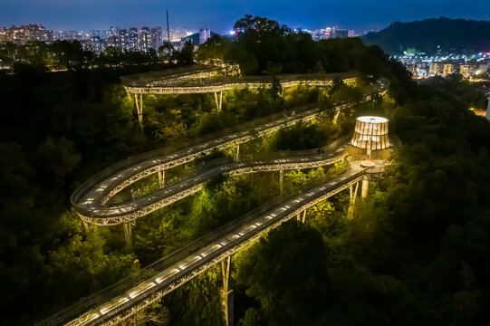 航拍福州城市森林步道夜景福道