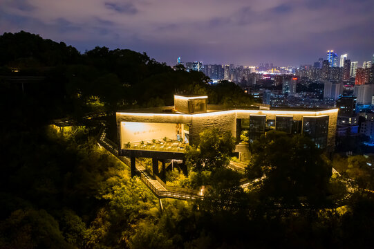 航拍福州城市森林步道夜景福道