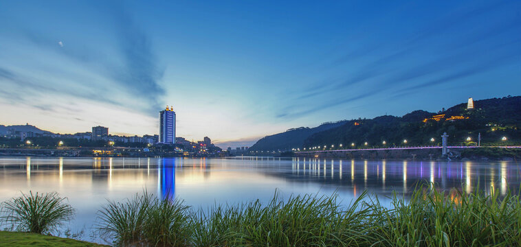 四川宜宾三江汇流晚霞自然风景