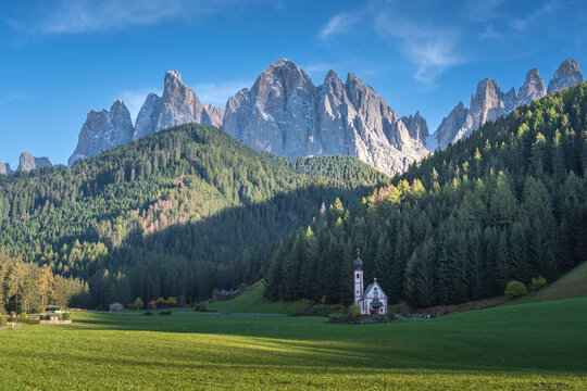 意大利多洛米蒂山区自然风景