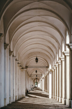 意大利古典拱廊