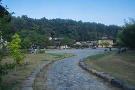 洪坑乡村小路鹅卵石道