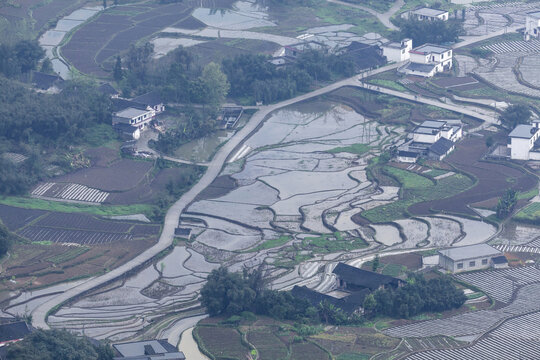 宜宾长宁双河镇蜿蜒田野风景