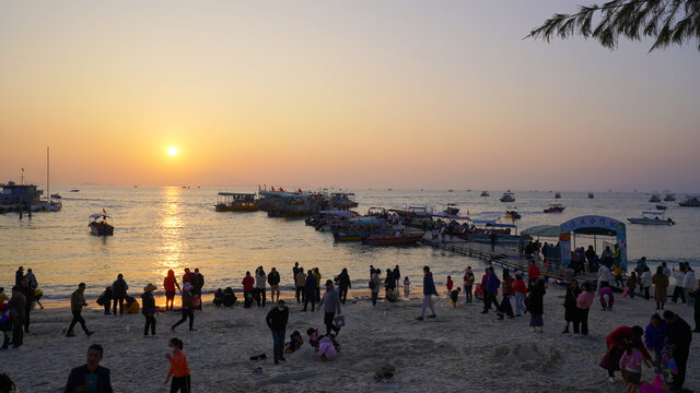 惠州巽寮湾海滩看日落