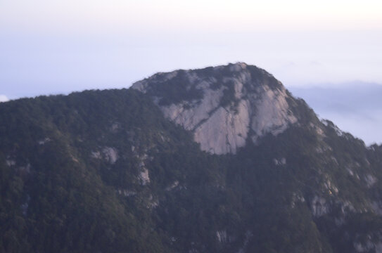 泰山山峰