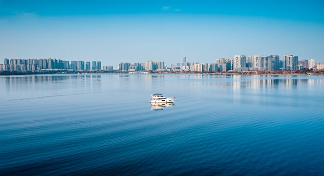 岳阳千亩湖自然风光航拍全景