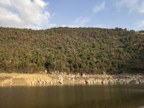 山川河流与绿植