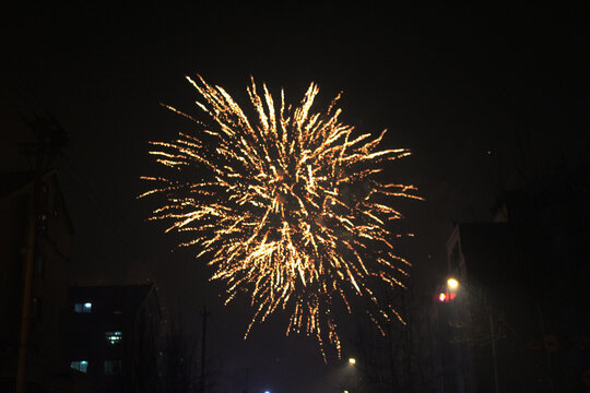 春节除夕夜晚烟花