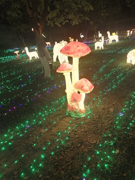 蘑菇夜景节日彩灯