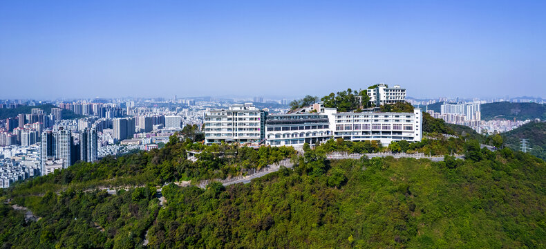 山顶建筑深圳蓝谷森林酒店