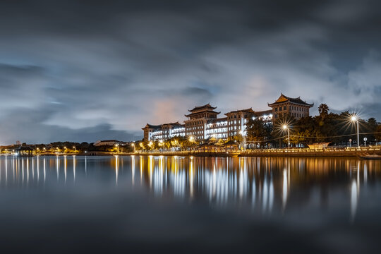 厦门集美学村龙舟池夜景