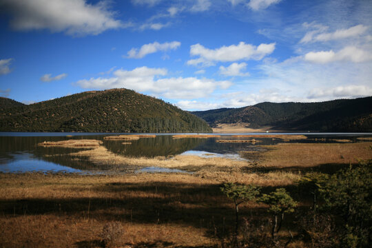 四川湖景