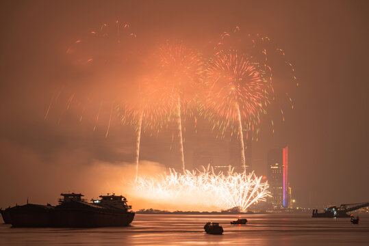 2023南沙元宵节焰火晚会