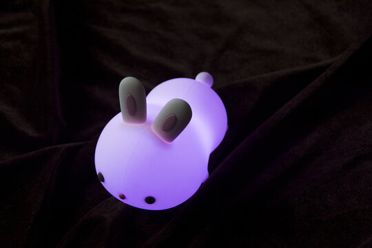 紫色兔宝灯