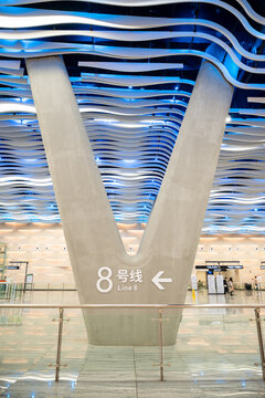 广州地铁彩虹桥站