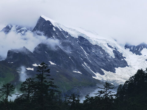 雪山