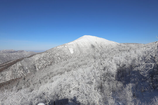 雪山