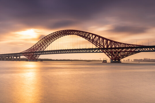 广州南沙明珠湾大桥日落风景
