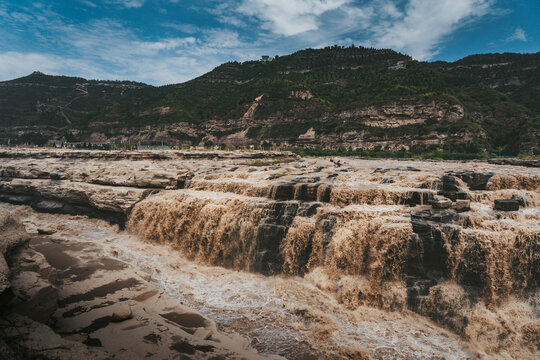 母亲河黄河壶口瀑布全景