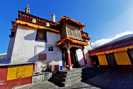 西藏洛扎卡久寺