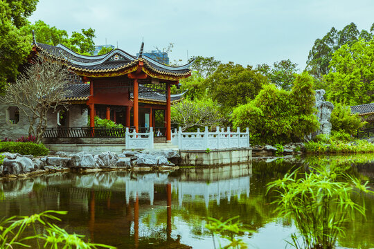 顺德顺峰山公园汀芷园沧浪亭