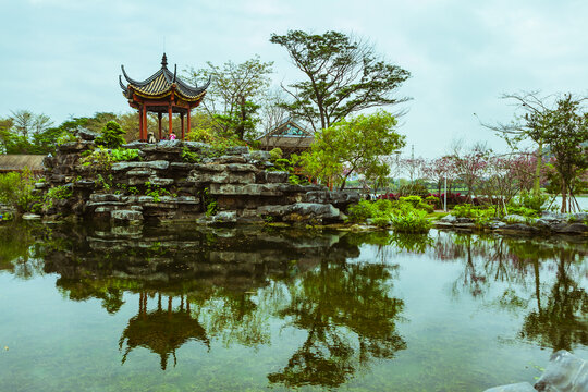 顺德顺峰山公园汀芷园清逸亭