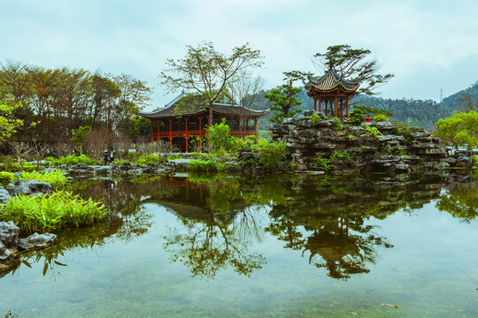 顺德顺峰山公园汀芷园清逸亭