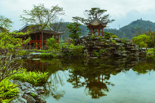 顺德顺峰山公园汀芷园清逸亭