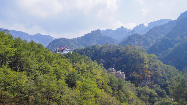 青岛崂山长涧峡谷风光