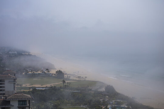 海上雾色