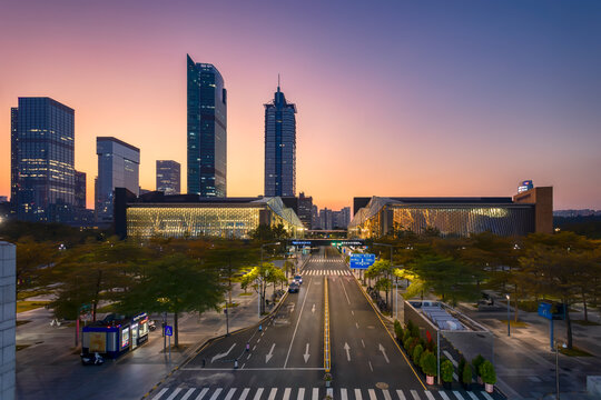 深圳图书馆与音乐厅夜景