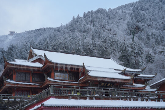 峨眉山