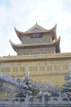 峨眉山