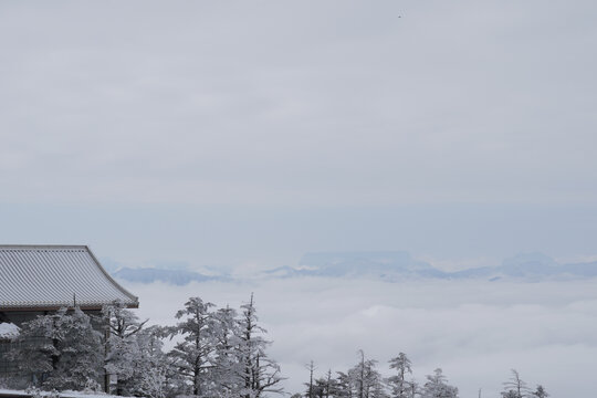 峨眉山