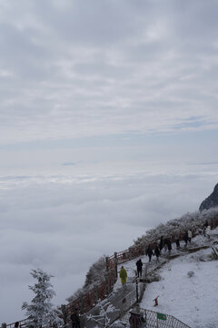 峨眉山