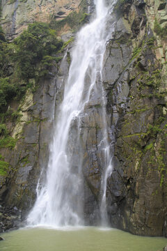 宁波奉化雪窦山千丈岩