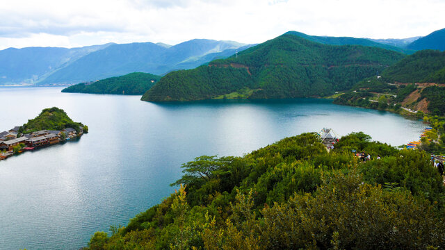 泸沽湖