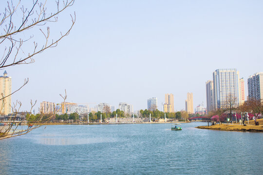 湖边风景