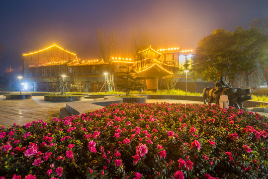 战旗村夜景