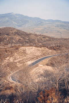 秋天的盘山公路