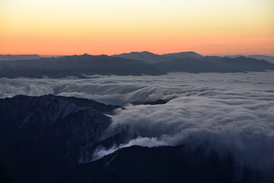 牛背山