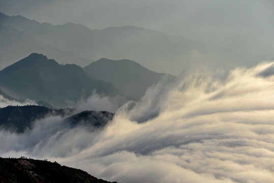 牛背山