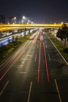 车辆轨迹夜景马路