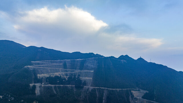 九皇山