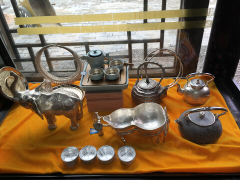 银器茶具