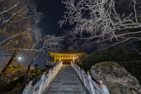 山寺星空