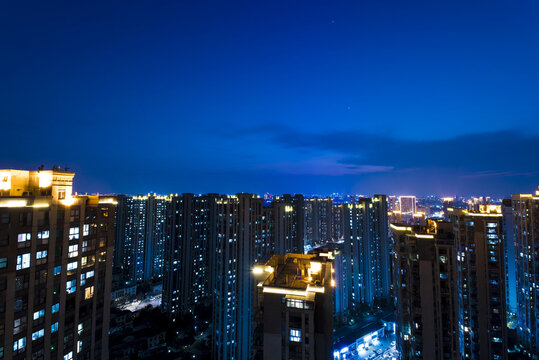 城市夜空