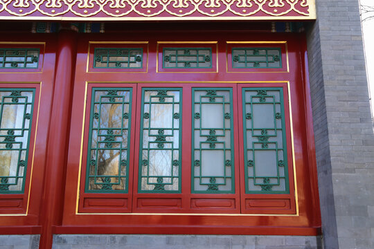 皇家庭院门窗设计