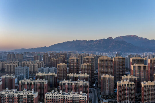 泰山背景泰安城市景观